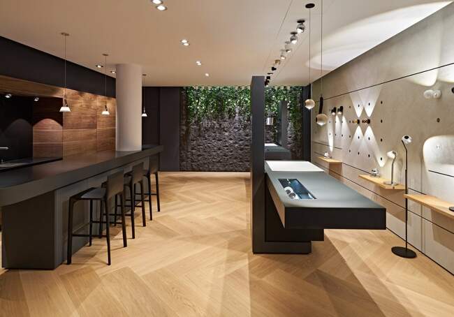 Herringbone engineered parquet